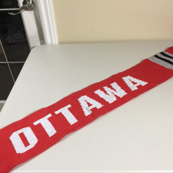 NHL Licensed Ottawa Senators Hockey Team Gift Set with Box - Picture 15 of 16